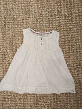 Girls' White Sleeveless Button-Accent Tank Top